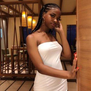 Meet your Posher, Talia